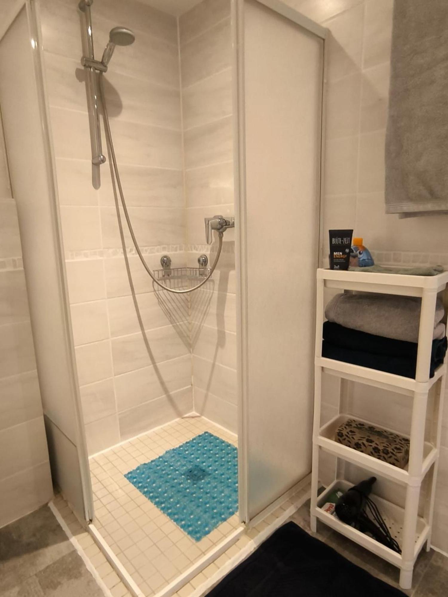 Holzgebaeude Apartman Ebersbach an der Fils Kültér fotó